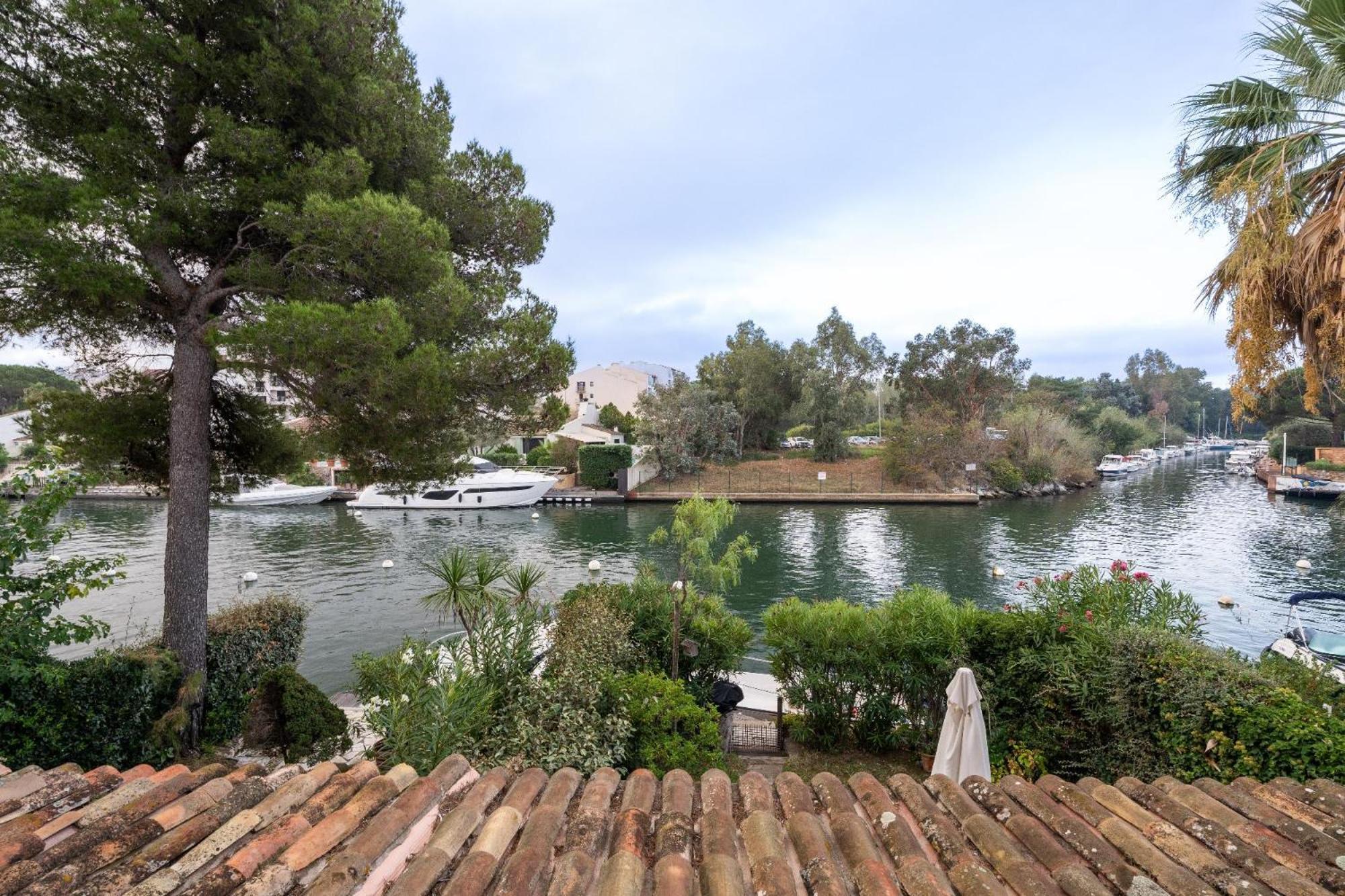 La Petite Venise Lejlighed Grimaud Eksteriør billede